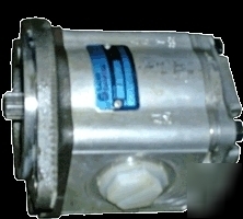 New hyd.pump for bobcat 751 up to 773 6669385 6650678