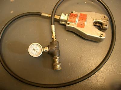 Greenlee RK06AT remote powered quad-point crimping tool