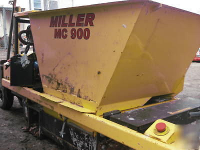 Miller MC900 concrete asphalt curb builder machine used