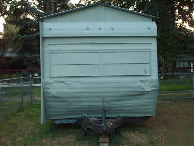 Old time photo concession trailer-stocked-turnkey