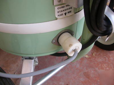 Model 855 stryker plaster vac (cast cutter vacuum)