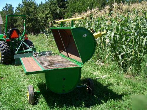 Pig roaster john deere edition super bbq trailer steaks