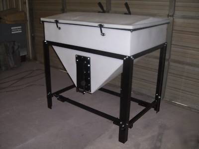 Horse feed storage & dispensing bin 500 lb. cap. 