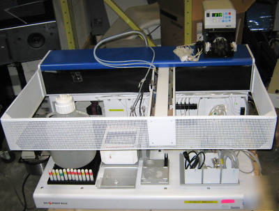 Qiagen biorobot 9604 automated autosampler 