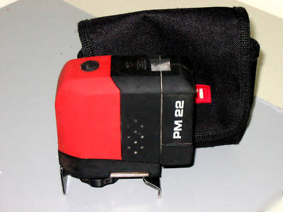 Hilti pm 22 plumb laser level w/case PM22