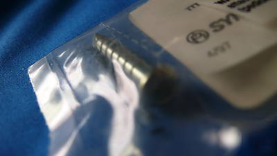 Synthes 459.28-76 4.9MM ti locking bolts