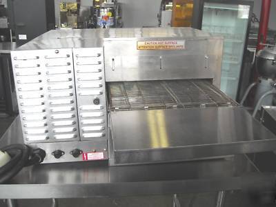 Blodgett MT1820E electric single-deck conveyor oven 