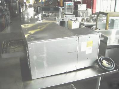 Blodgett MT1820E electric single-deck conveyor oven 