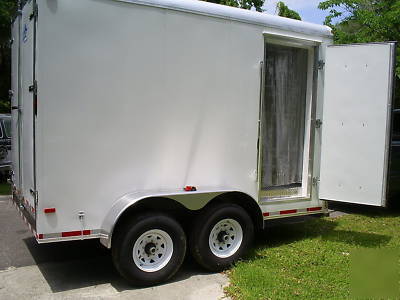 New freezer/refrigerated trailer walk in cargo 2010