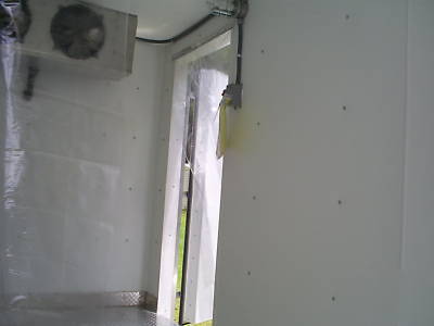 New freezer/refrigerated trailer walk in cargo 2010