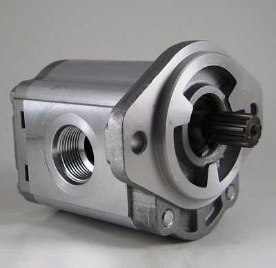 Hydraulic gear pump: 26 cc/rev. sae a, 11T spline shaft
