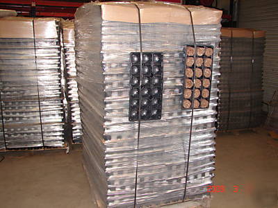 Wholesale 1 pallet 18-01 65MM 240 ellepot trays w/ soil