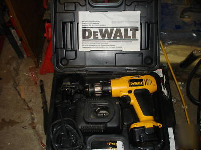 Dewalt 12 volt drill with 2 batt's charger and case