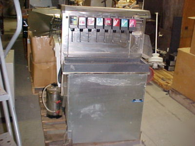 Follett U155BR10AR fountain dispenser + ice machine L15