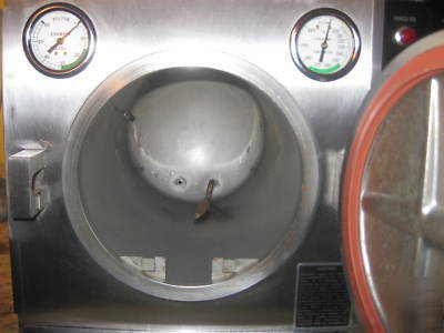 Pelton & crane ocm steam (sterilizer/autoclave)