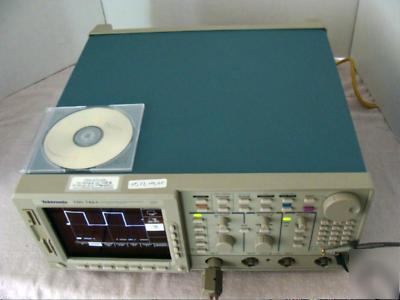 Tektronix tds 744A color oscilloscope w/opts TDS744A