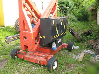 Roto zoom 30 ft lift electric nice no 