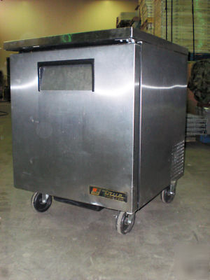 True undercounter freezer model tuc-27F