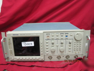 Tektronix TDS654C - oscilloscope 500MHZ 4CH 5GS/s TD003