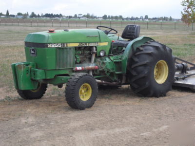 John deere 2255 low-profile orchard tractor