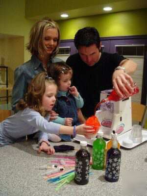 The little snowie, shaved ice, home ice shaver