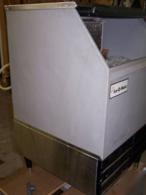 Nice used ice-o-matic 200 lb. undercounter ice machine 