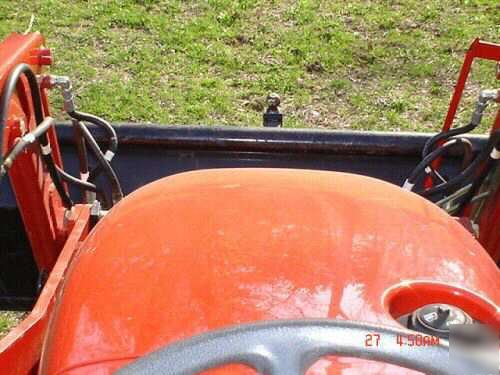 Tractor hitch bucket mount 2 in. receiver. clamp on 