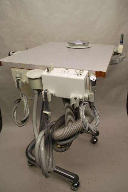 Dental delivery cart + dci water regulator & gauges 