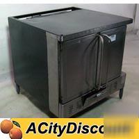 Used blodgett gas convection oven full std depth