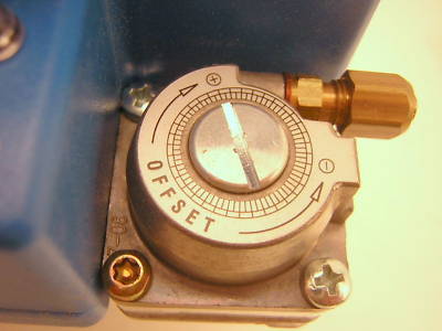 Honeywell V8730C1007 servo regulated gas / air valve 
