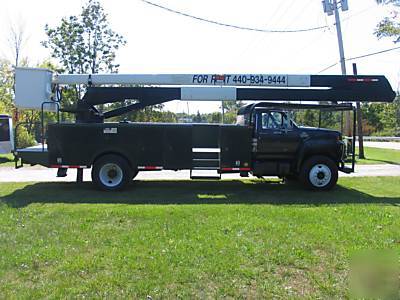 91 2 person ford diesel bucket truck 70' ft. excell con