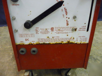 Dayton 3Z564 250 ac/dc welder