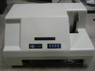 Nbs datacard advantage 2000 M3 desktop card embosser 