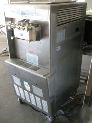 Taylor 3 head ice cream machine - model Y754-33