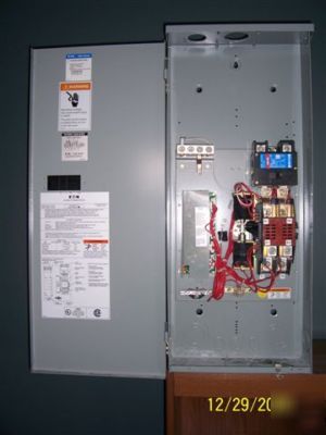 Automatic transfer switch. cutler - hammer