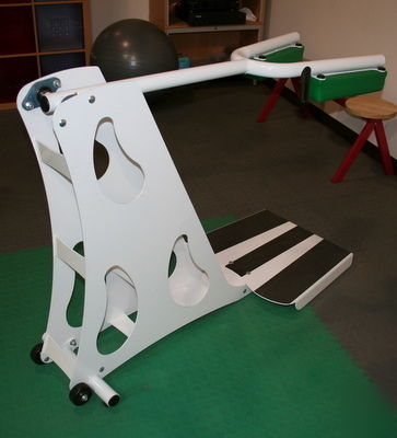 Fitness center equip, exercise machines & music system