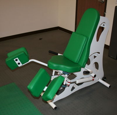 Fitness center equip, exercise machines & music system