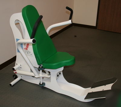 Fitness center equip, exercise machines & music system