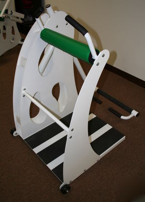 Fitness center equip, exercise machines & music system