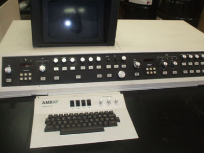 Amray 1820 digital image scanning elctron microscope