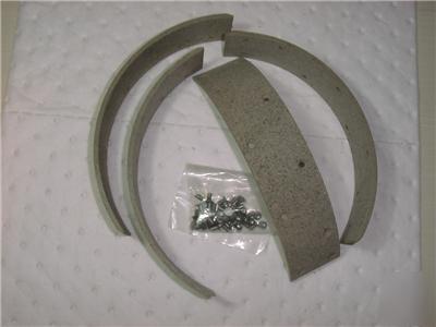 New brake lining kit for john deere 720 730 820 830 840 