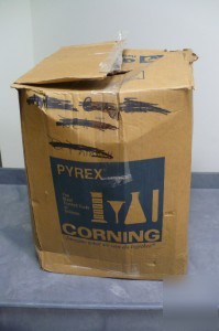 Pyrex 6886 22L 12