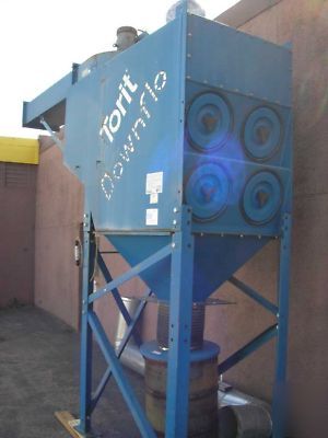 Torit down flo dust collector system model T2-8