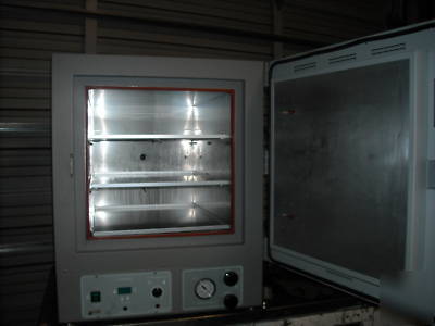 Shelton vacuum oven model 1465 