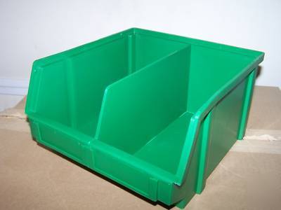 Lewis PB31X divided parts bins â€“ case of 8 