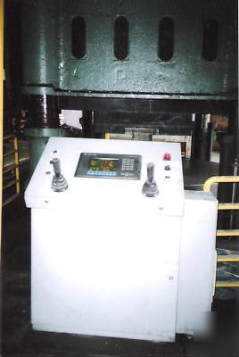 Hydraulic press lake erie 2000 ton