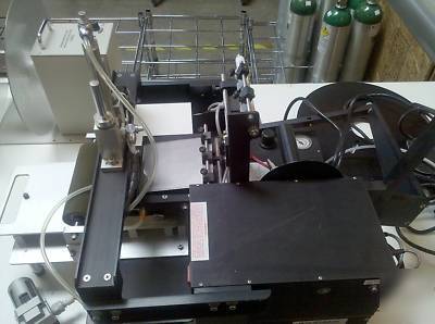 Auto labe model 560 labeler