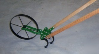 New farmer browns planet jr wheel hoe