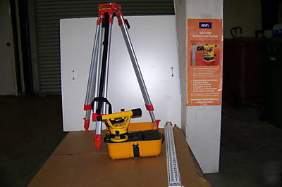 New northwest instruments auto level NSLP100BKIT ( )