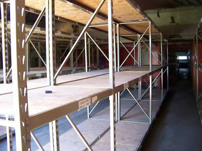Large lot warehouse pallet racking beams gorilla racks